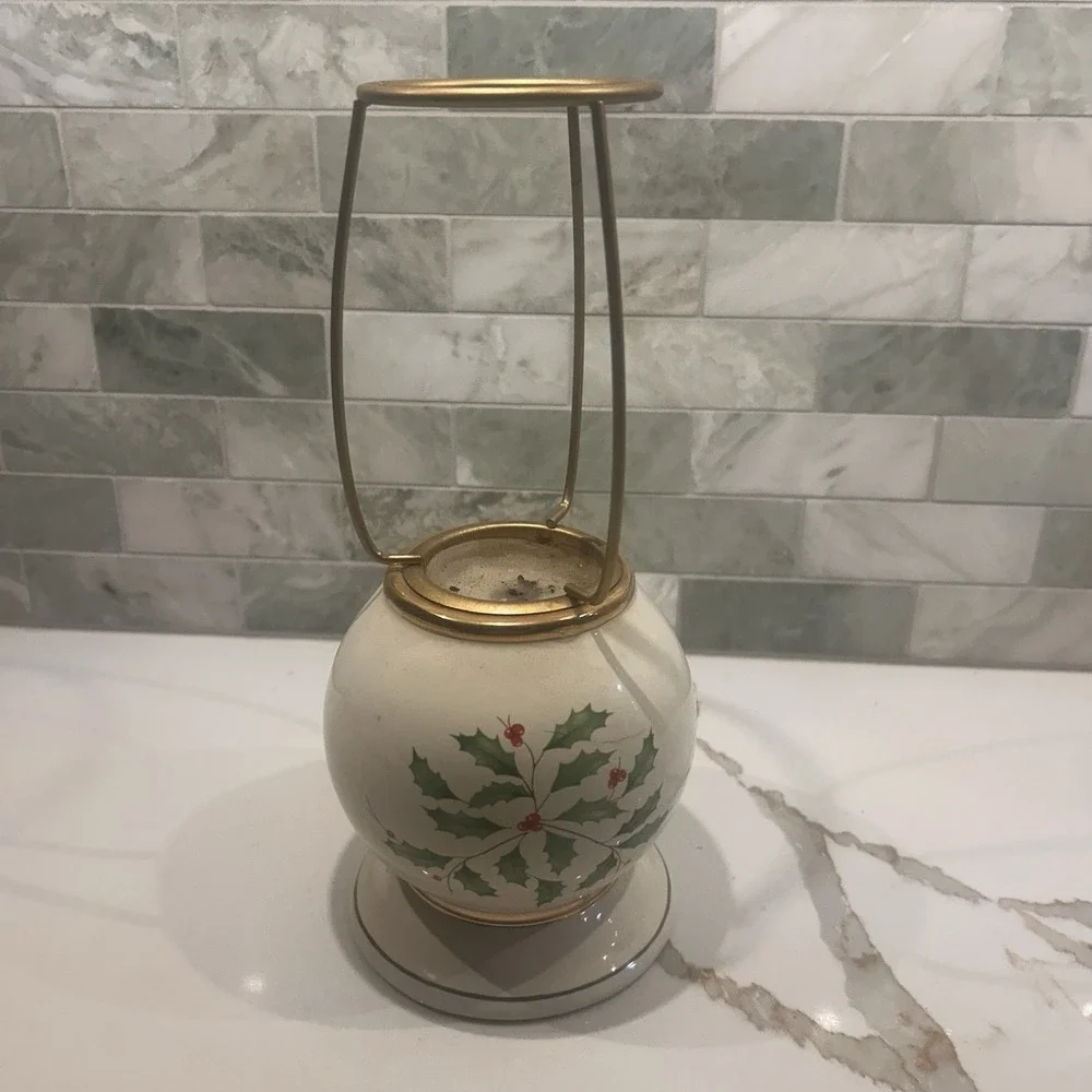 Vtg Lenox Christmas Holly Holiday Berry Votive Candle Lamp W Shade 8